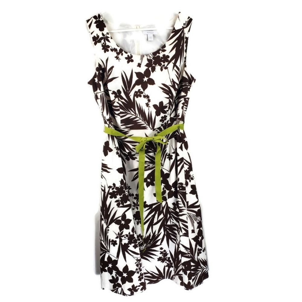 Sleeveless Flowers Brown White Fit N Flare Dress